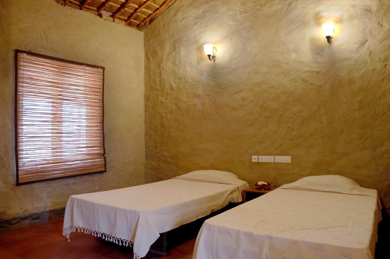 Dr. Sudha'S Ayurveda Hotel Muzaffarnagar Exterior photo