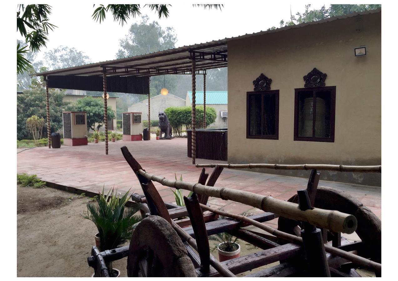 Dr. Sudha'S Ayurveda Hotel Muzaffarnagar Exterior photo